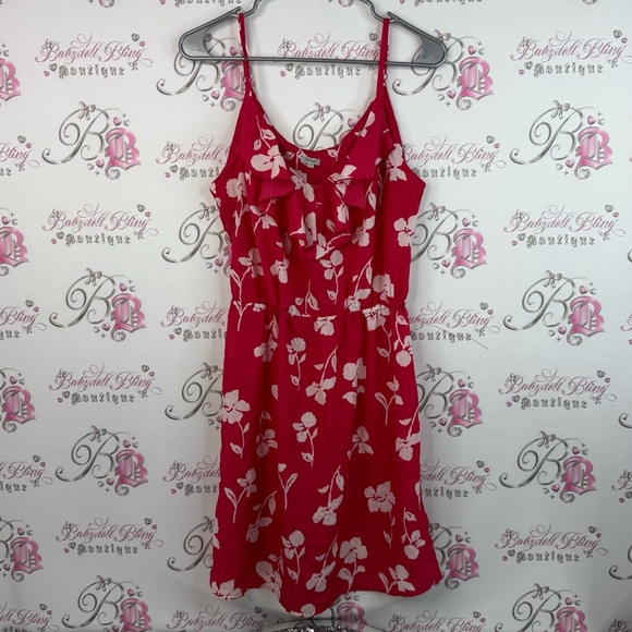 Kismet Dresses & Skirts - Kismet dress flowy ruffles flowers floral Vibrant Red and White Dress